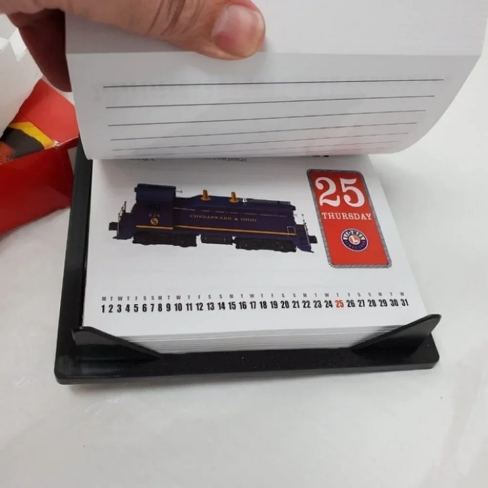 Time Factory Lionel Trains 2002 Desk Top Calender